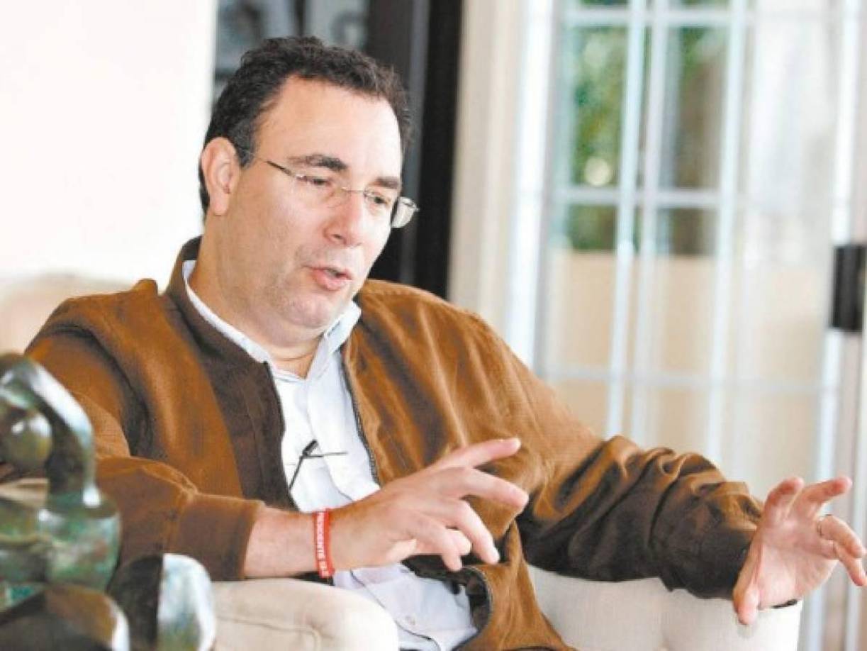 Zelaya reveló que le ofrecieron una millonaria suma de dinero por ceder su candidatura a Nasralla en elecciones de 2017.