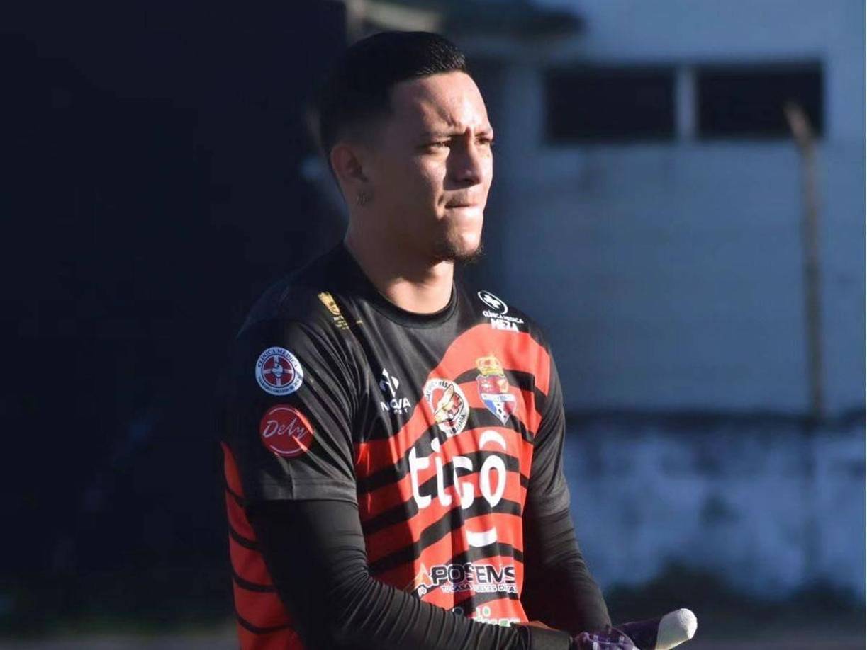 Bryan añade: “Como persona y como profesional doy la cara a la afición, les aclaro que esos rumores que me vendí son totalmente falsos y tampoco hay pruebas, sin embargo están dañando mi imagen y mi carrera, yo les aseguro que jamás haría algo así”.