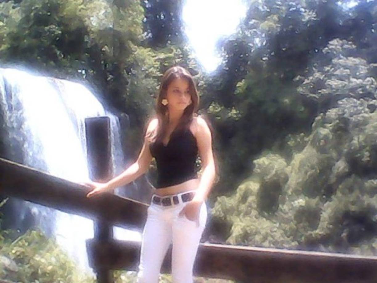 Los familiares informaron que el joven trabaja en San Pedro Sula y regresaba a Ocotepeque los fines de semana, pero que desde que descubrieron el dantesco hecho no han podido contactarlo.