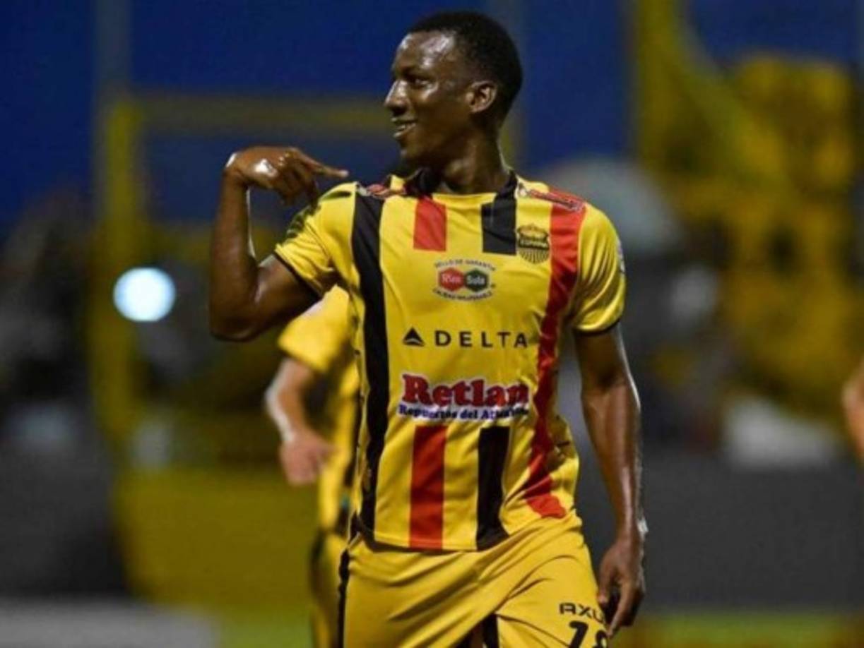 Darixon Vuelto sería el único jugador del Real España al que se le ha terminado el contrato, según dijo el presidente del Real España, Elías Burbara.