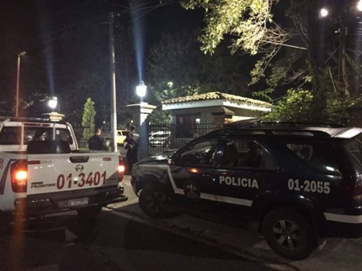 Saca negoció su entrega con los oficiales y pidió que no lo esposaran para evitar un escándalo mayor.