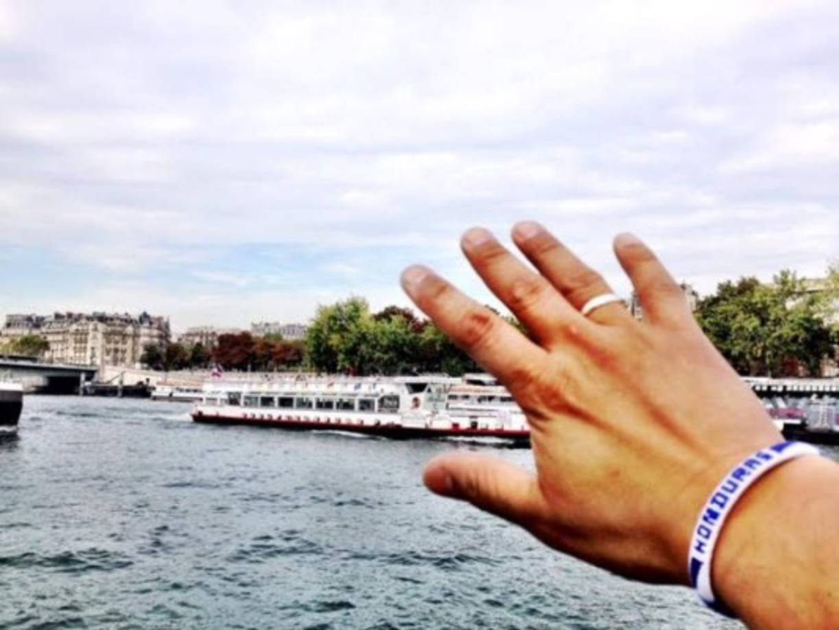 En el río Sena de París, Francia.