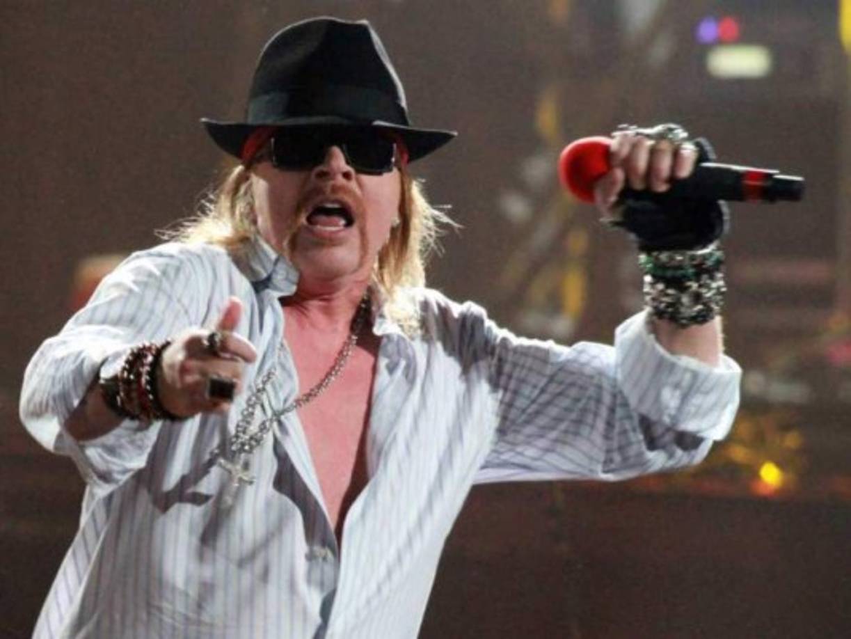 Axl Rose: El líder de Guns and Roses fue diagnosticado como maníaco depresivo, después de presentar constantes cambios de humor.