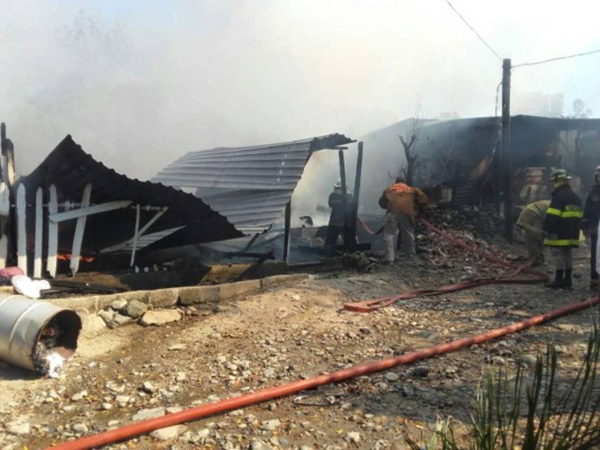 El bordo 'Nueva Esperanza' está localizado en las riberas del Río de Piedras en San Pedro Sula.