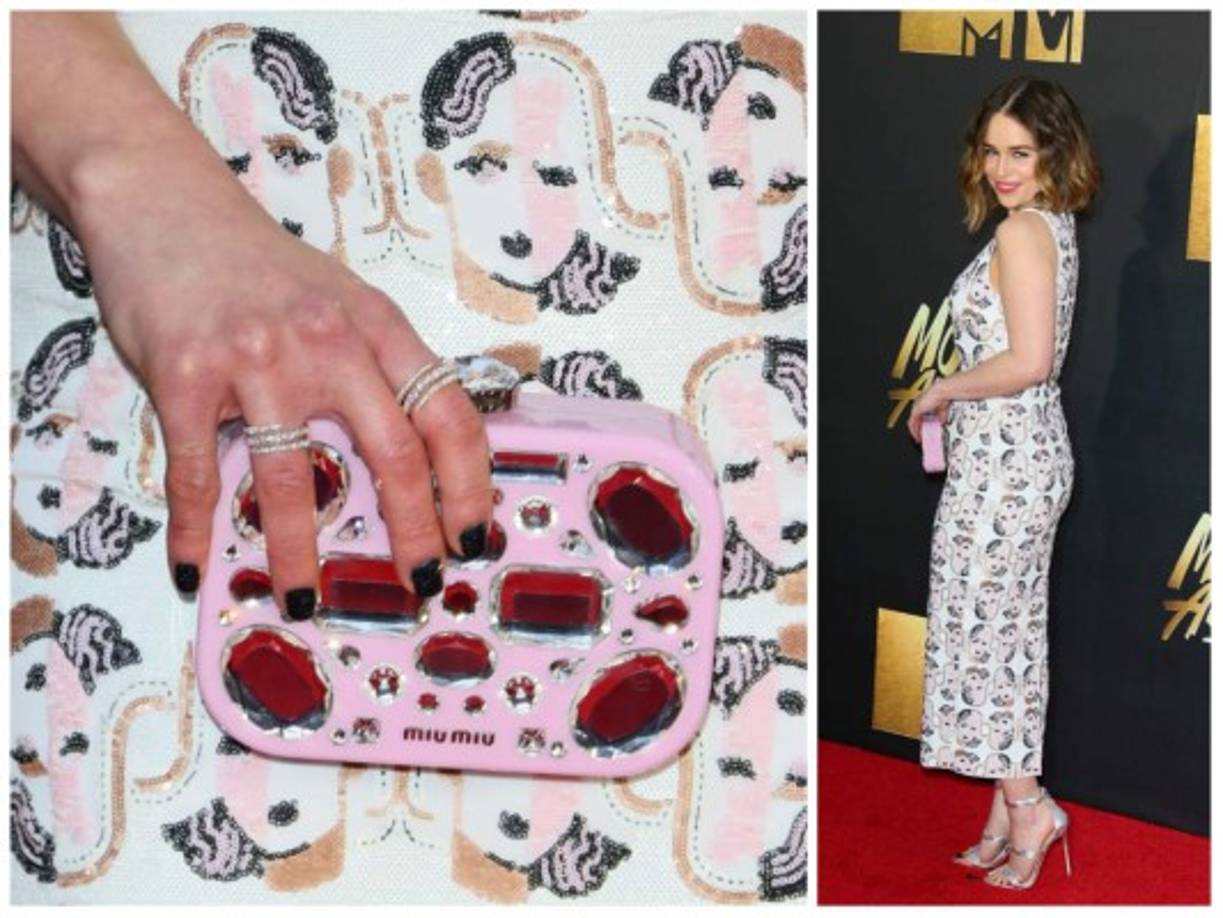 El vestido es de Miu Miu y el maquillaje fue de Monika Blunder.