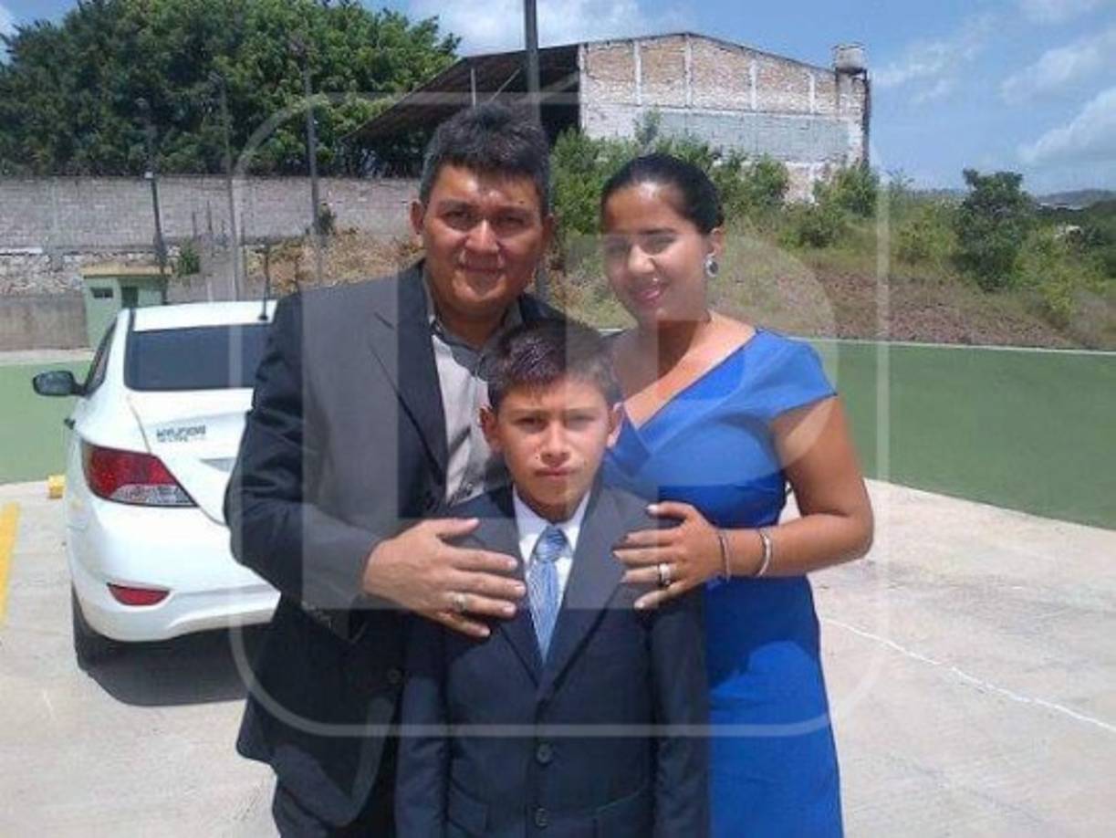 'Lo más duro fue verle el rostro destrozado. Tuve tanto miedo de perderlo pues sus heridas eran muy graves', agregó.<br/>En ese momento, no podía creer lo que estaba ocurriendo y se negaba a pensar que los sueños de su hijo se quedarán en un hospital.<br/><br/>