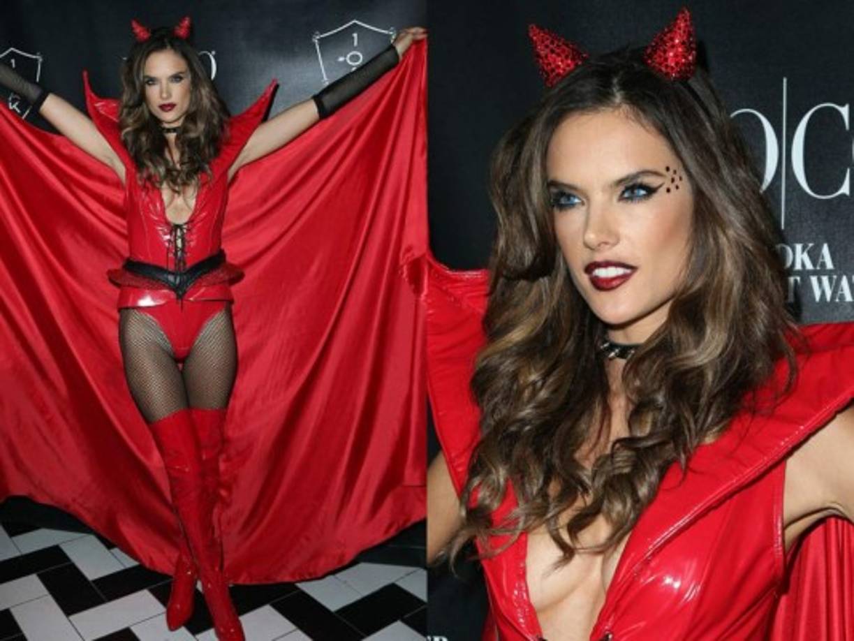 Alessandra Ambrosio de una sexual diablita.