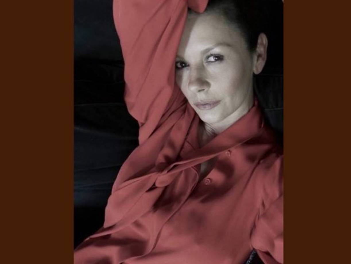 Sus fans han quedado sorprendidos y es que la actriz a sus 47 años de edad se mostró sin una gota de maquillaje.