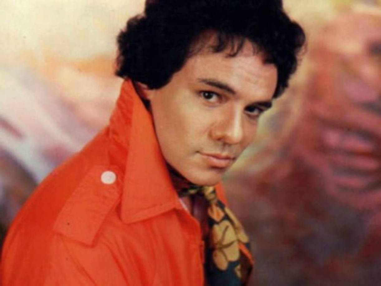 José Rómulo Sosa Ortiz, más conocido como José José o 'El príncipe de la canción' nació el 17 de febrero de 1948 en Azcapotzalco, Ciudad de México.