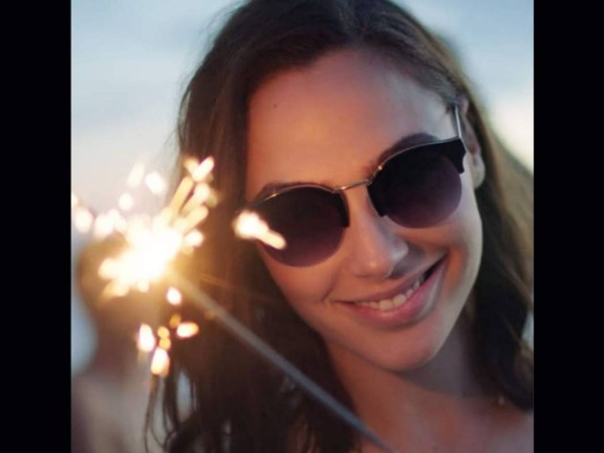 La actriz ha recibido miles de mensajes de felicitación por posar al natural.