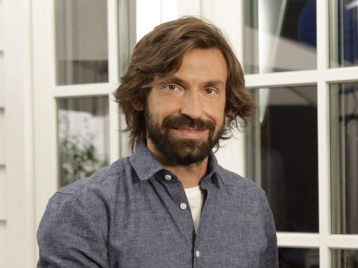 Andrea Pirlo: Antonio Conte estaría interesado en traer al jugador italiano como parte de su cuerpo técnico en Chelsea.
