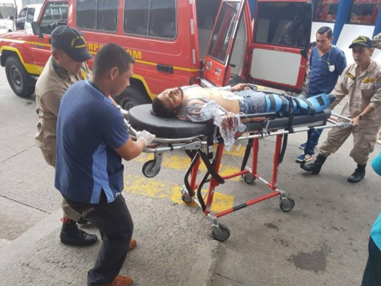 Uno de los custodios está en estado grave.