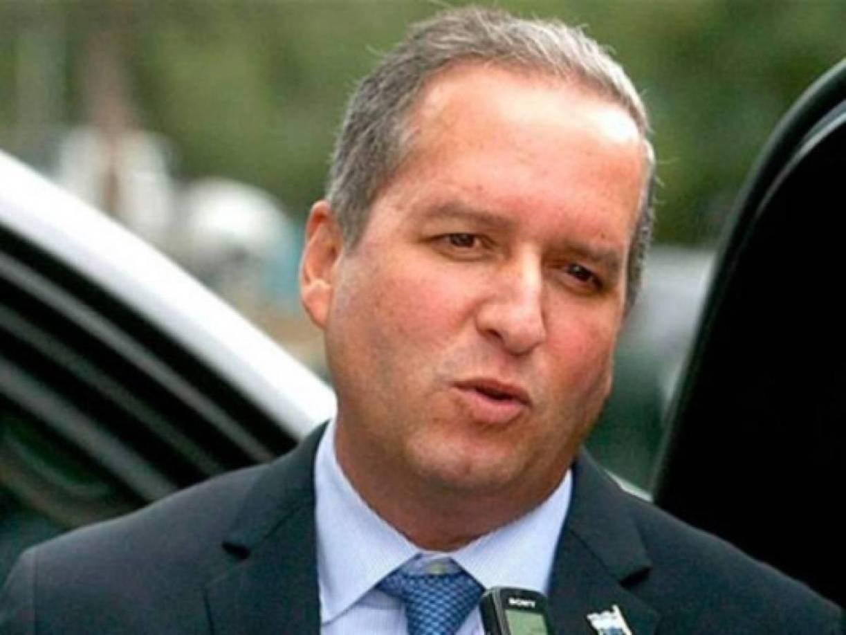 “Ojalá podamos encontrar un nuevo Ricardo Maduro (expresidente de Honduras) dentro del partido”, agregó el exedil capitalino. 