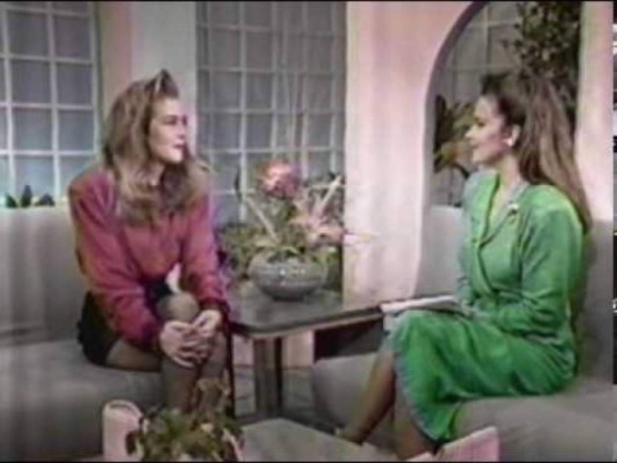 Thalía en sus inicios estuvo en el set de Pati Chapoy y así como ella una larga lista de artistas que hoy en día tienen mucha fama.