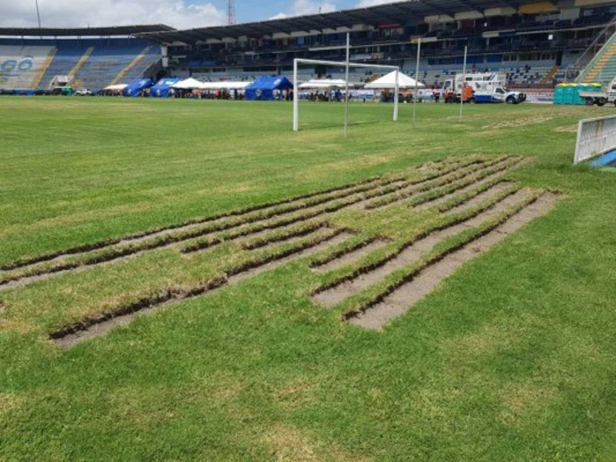 Expertos en el pasado reciente han recomendado un cambio total al césped del estadio Nacional.
