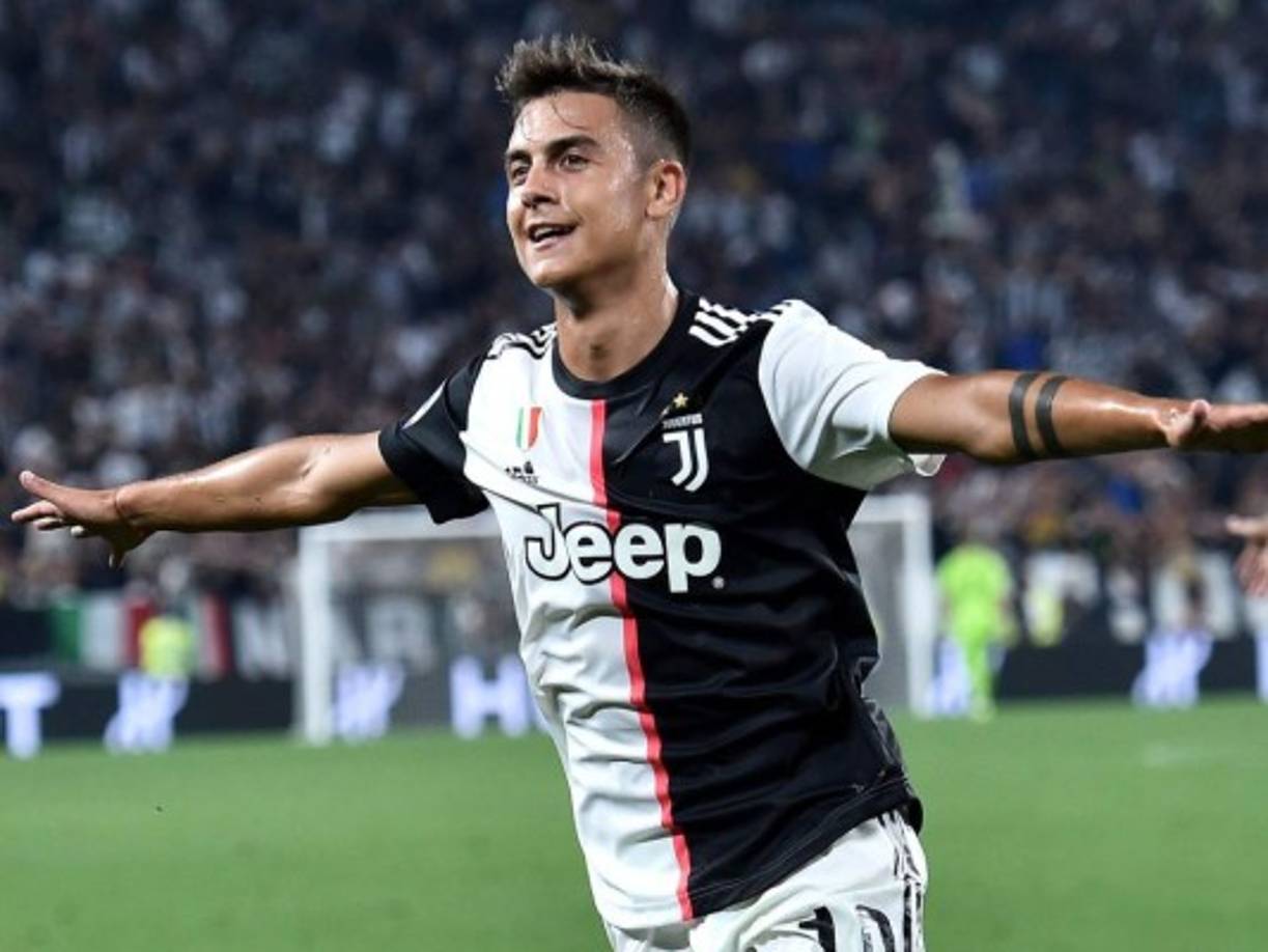 Fabio Paratici, director deportivo de la Juventus, ha anunciado la continuidad de Paulo Dybala: “Creo que puedo excluir que Dybala deje nuestro equipo durante esta sesión de mercado”, dijo en 'Sky Sport'.