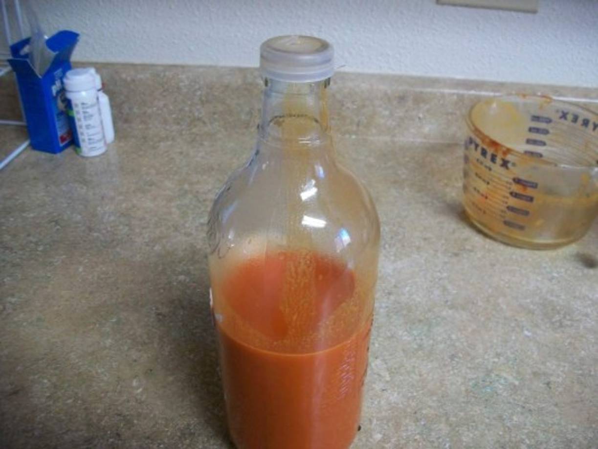 La agencia de Aduanas y Protección Fronteriza de EUA hizo un descubrimiento picoso: 2,330 libras de marihuana en cajas de salsa picante, con un valor de nada menos que $1,400,000.