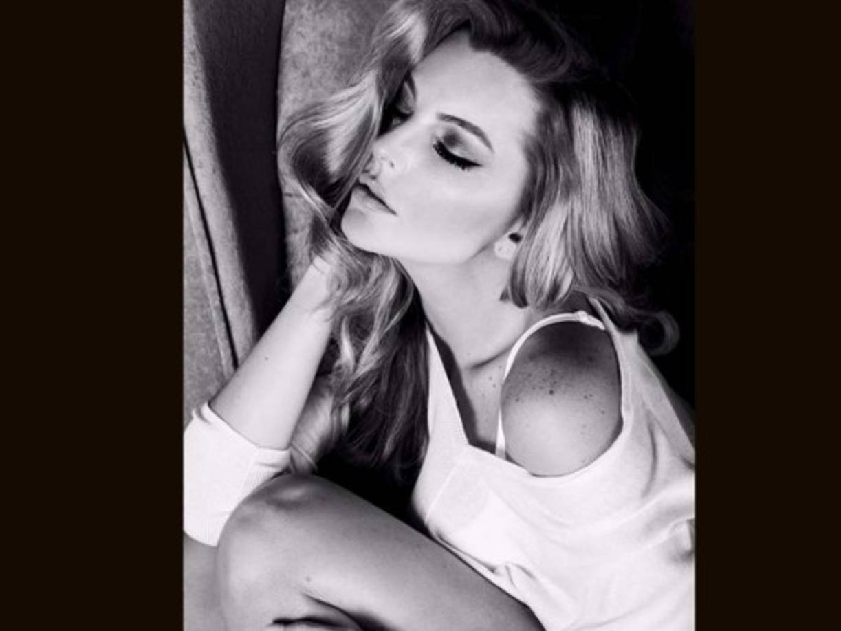 Imágenes de la actriz circulan en las redes sociales, cuando ella participó en el certamen de Miss Venezuela en 1999.