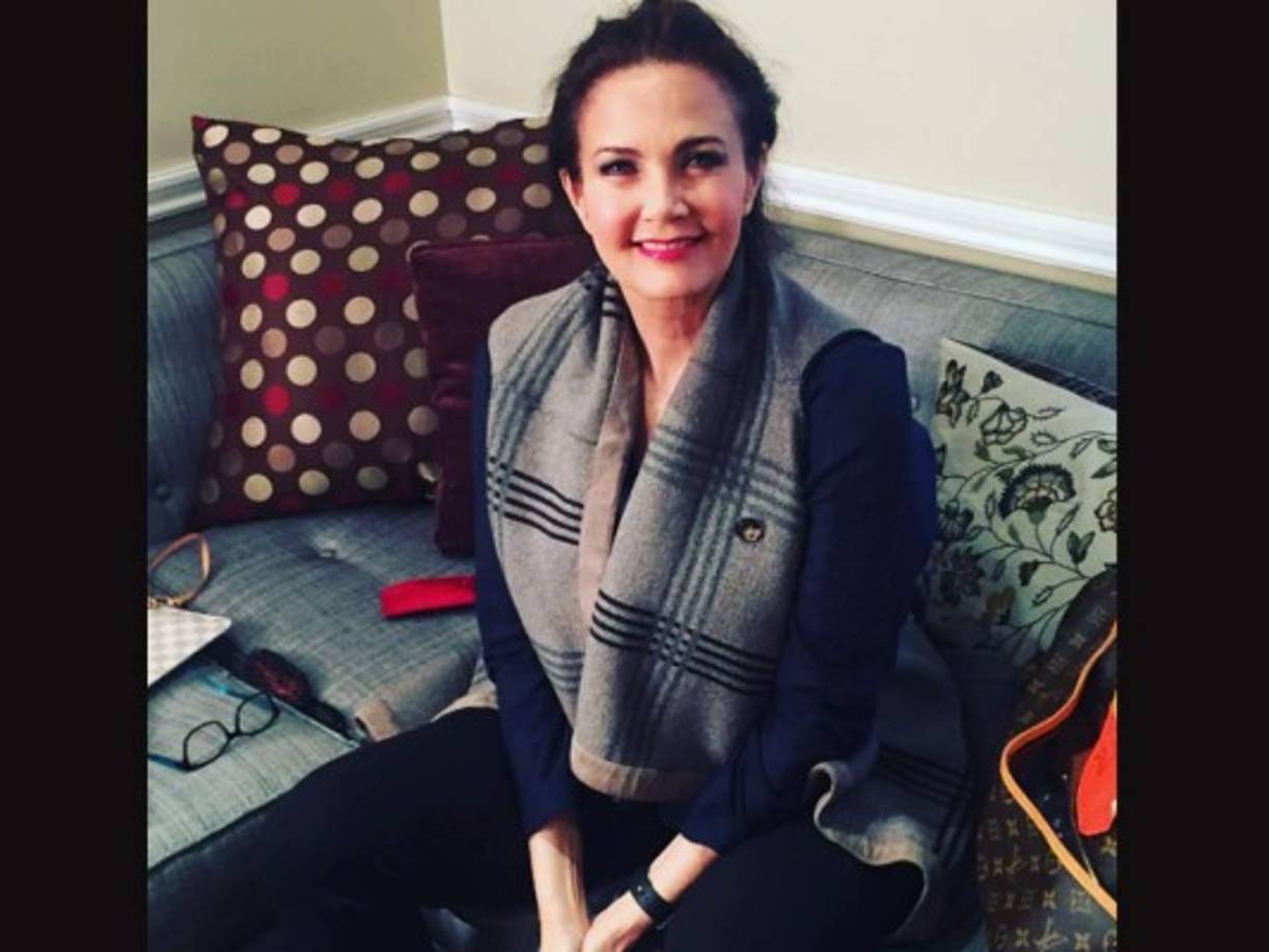 La 'Mujer Maravilla' ya tiene 65 años de edad y así luce.