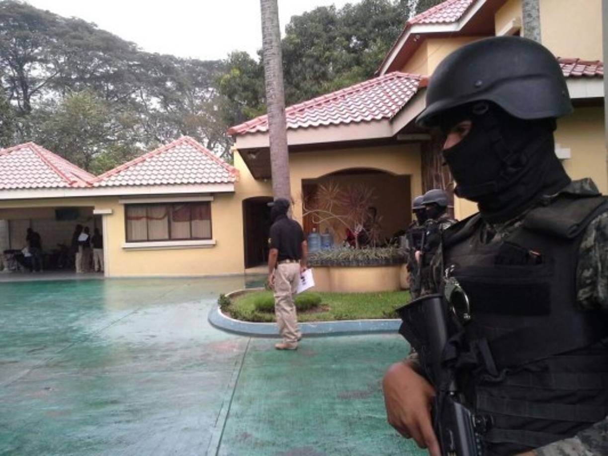 Las casas allanadas se encuentran en San Pedro Sula, Santa Bárbara y Omoa, Cortés.