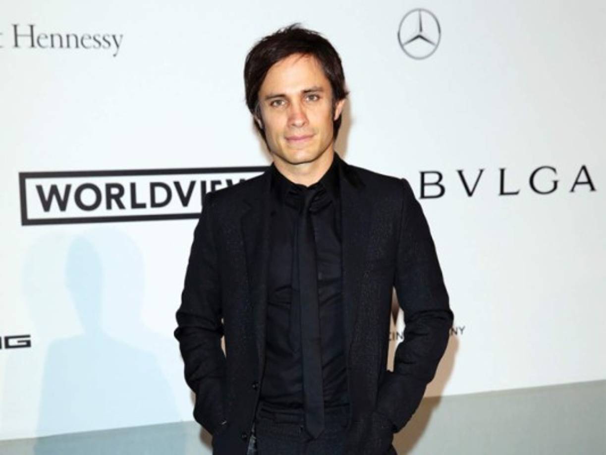 #4 Gael García Bernal. Nacido en México, Gael García Bernal ganó atención mundial luego de su participación en la película de Alejandro González Iñárritu 'Amores perros'.