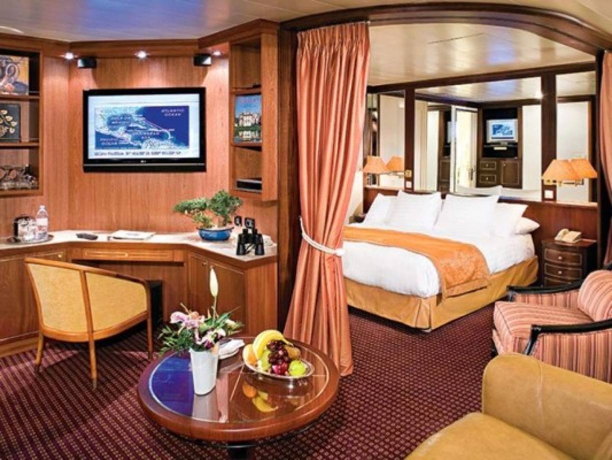 Los cruceros de lujo pertenecen a la compañía estadounidense Holland America Line.