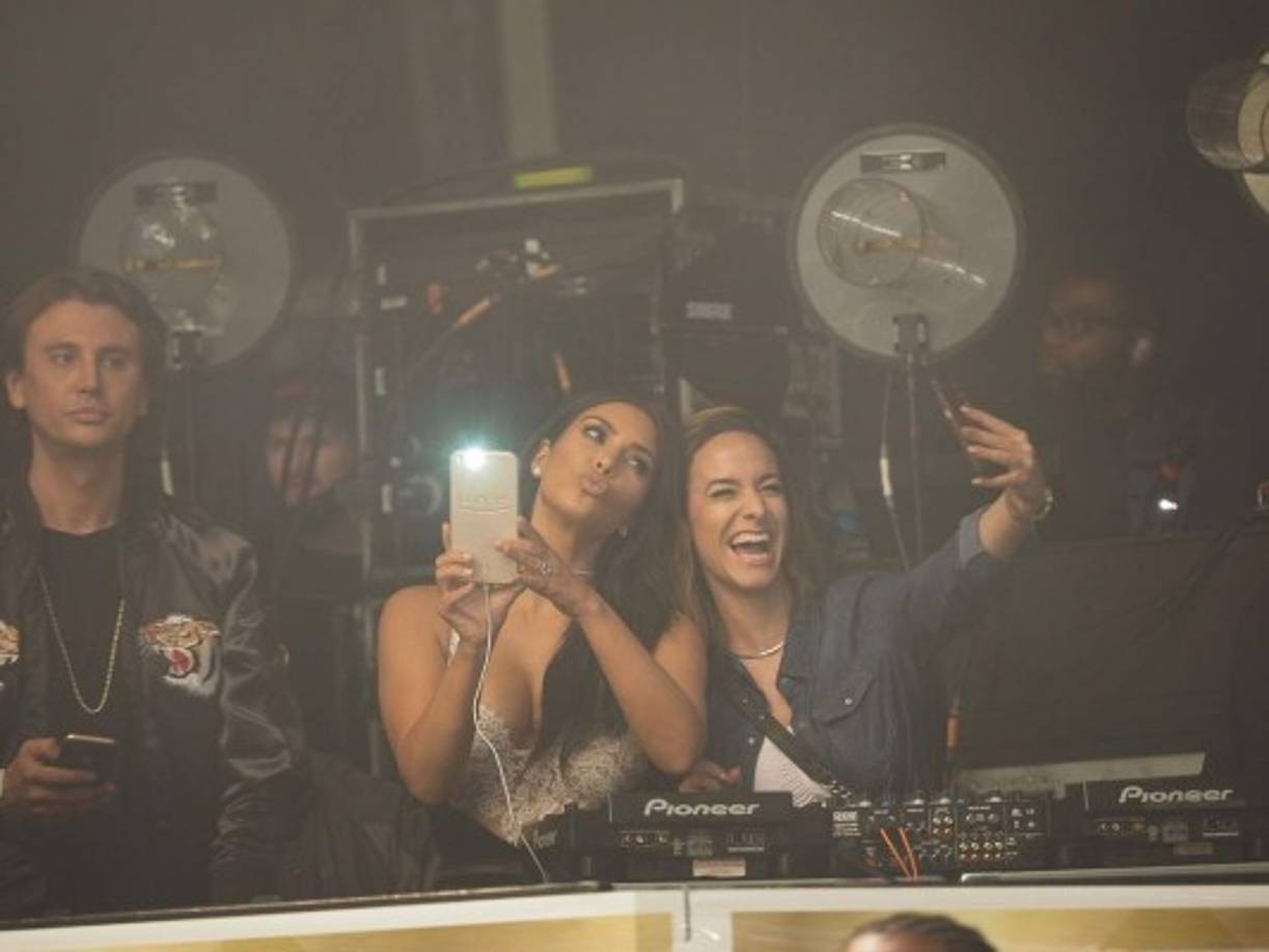 La reina del selfie ama tomarse fotografías y compartirlas con sus seguidores.