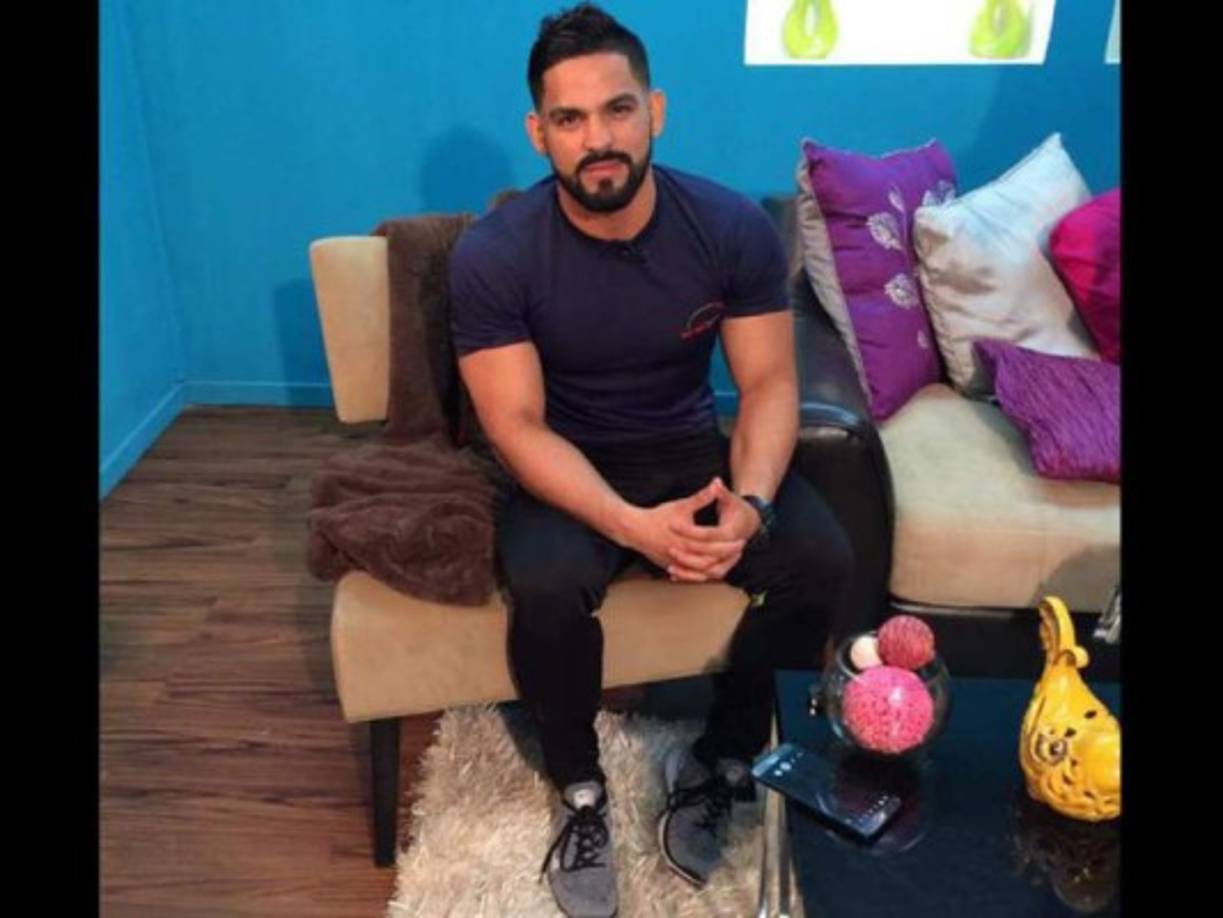 Un video muestra como el instructor de gimnasio José Ignacio Morales Martínez, asesinado en La Ceiba, es grabado mandando un mensaje a un hombre a quien llama Cooper, que al parecer tenía problemas con él, Las tomas del video que duran 11 segundos, evidencian al instructor retándolo y en el mismo le manifiesta que anda en carro blindado y que no le tiene miedo, aunque en el vehículo que se conducía ayer que fue asesinado era otro. 'Loco que le pasa a ese mentado Cooper, venite mierd..' se escucha mientras golpea el polarizado del vehículo 'es blindado 7 pluss', dice el hombre de 24 años.