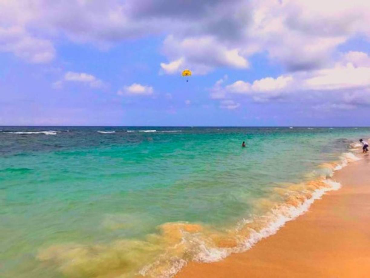 El verano en el Caribe se siente en la piel, el sol irradia en su máximo esplendor y de esa forma sabes que las vacaciones de Semana Santa se acercan, por esto te compartimos estas diez opciones de las mejores playas de Centroamérica publicadas por el máximo portal de turismo del mundo, TripAdvisor: <br/><br/>Mira las opciones (Incluye una de las mejores playas de Honduras) y nos cuentas su favorita para tus próximas vacaciones: