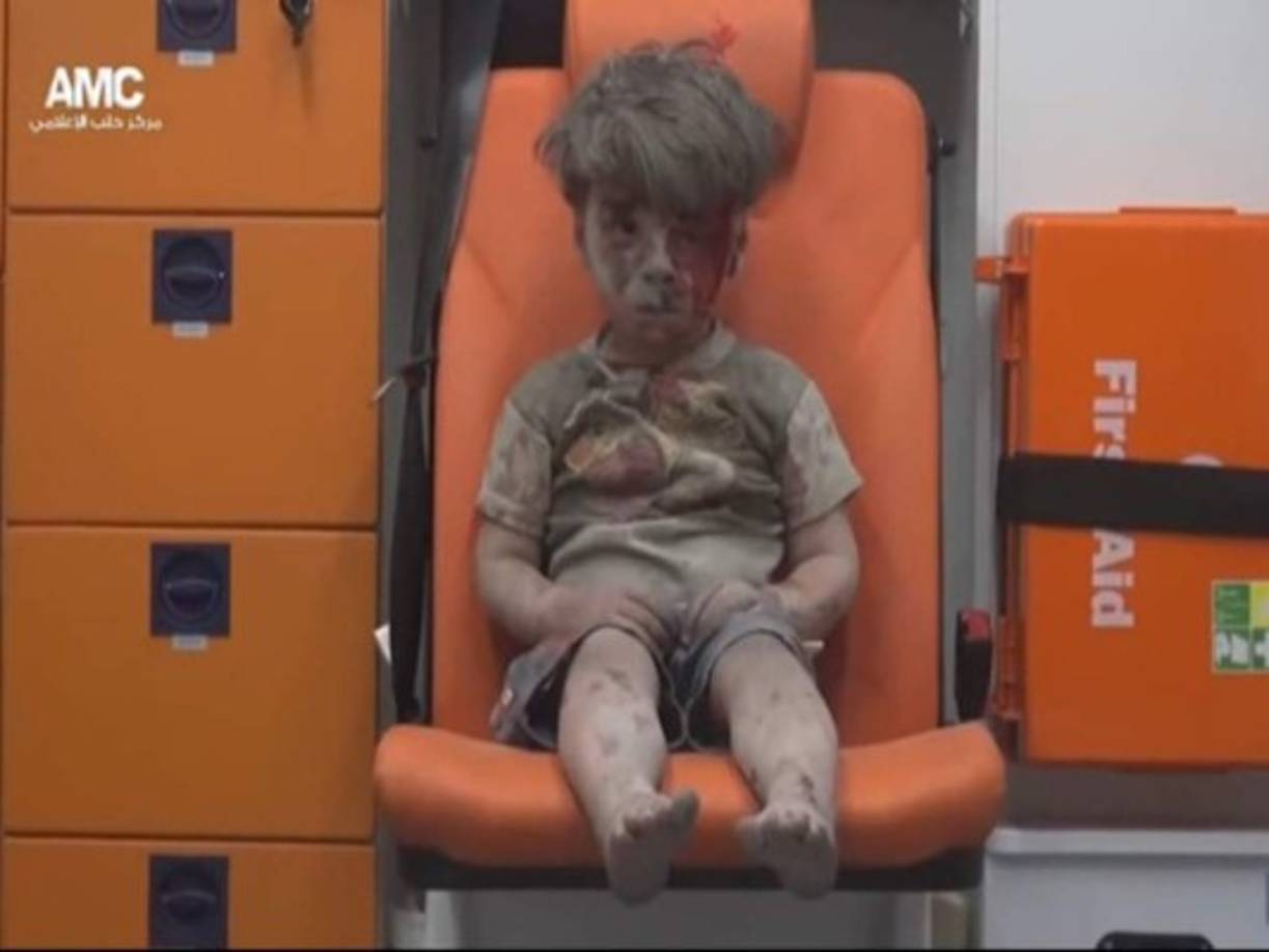 Omran Daqneesh se convirtió en el rostro de los niños víctimas de la guerra en Siria en 2016.