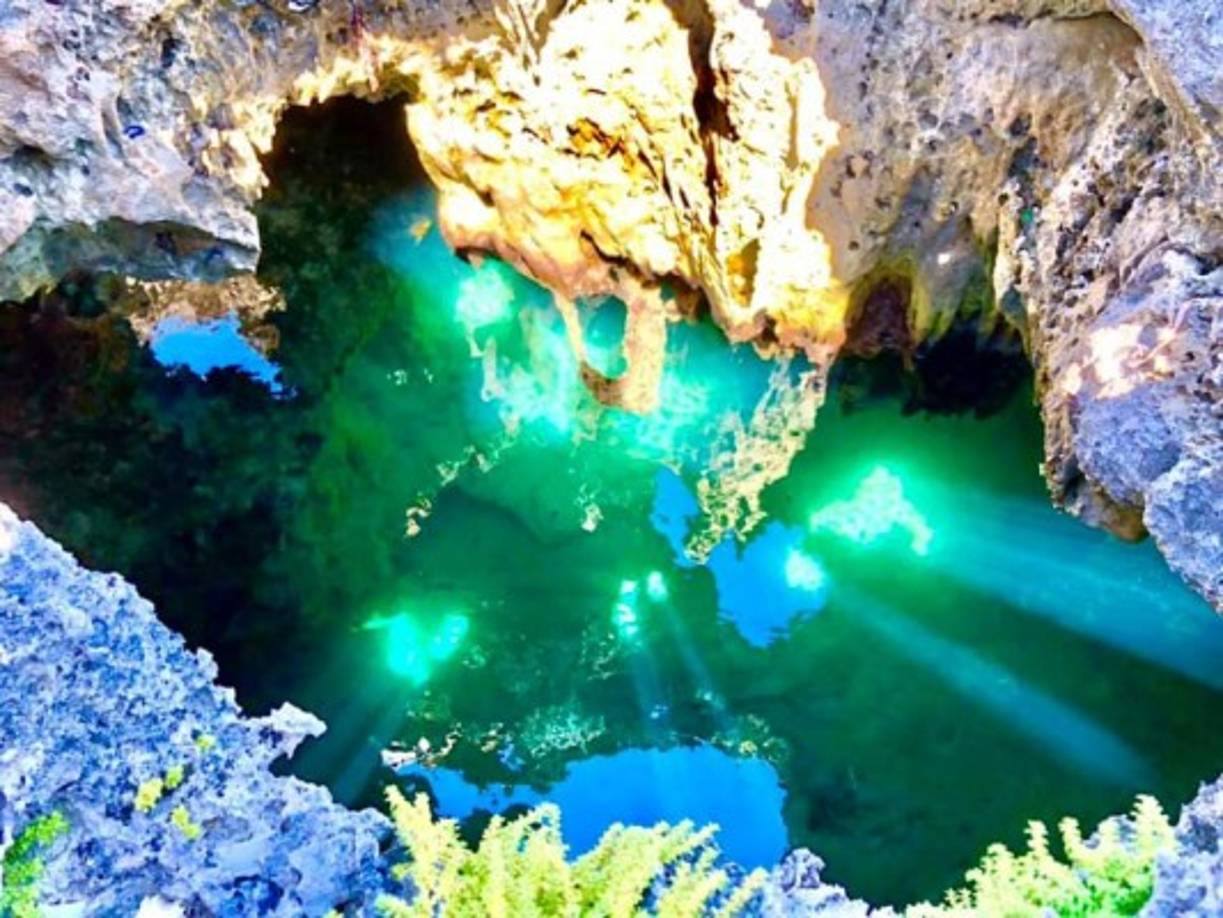 Si tienes planeado ir a Utila y visitar la piscina natural puedes contactarte a los siguientes números: <br/>(504) 3343-1528 / 9703-1444 o al correo electrónico: sunblissutila@yahoo.com