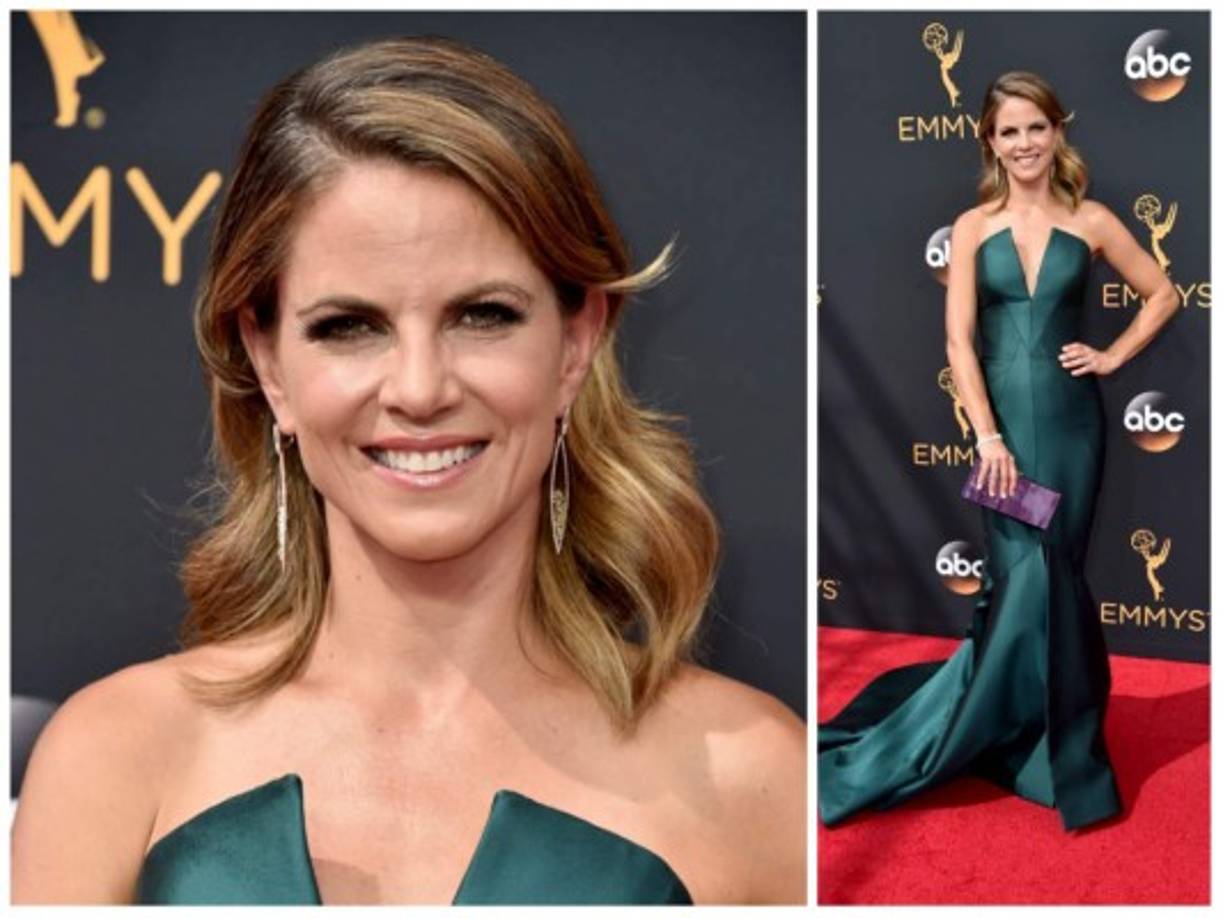 La periodista y presentadora de noticias de Today, Natalie Morales, en la alfombra de los premios Emmy 2016.