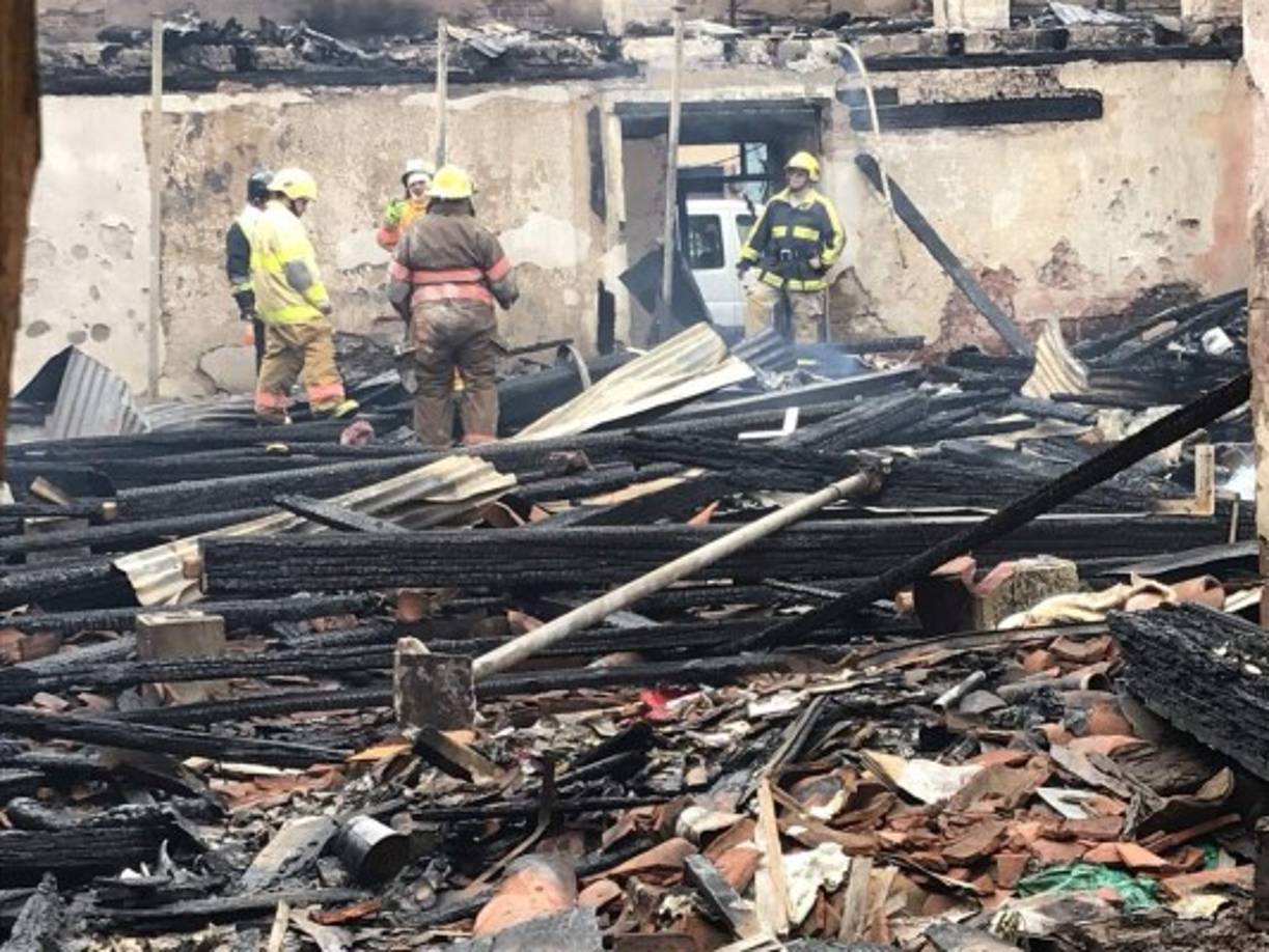 Triminio señaló que el fuego pudo haber sido agitado hacia la izquierda y derecha de donde se originó por los vientos que afectaban a la ciudad en la madrugada.<br/>