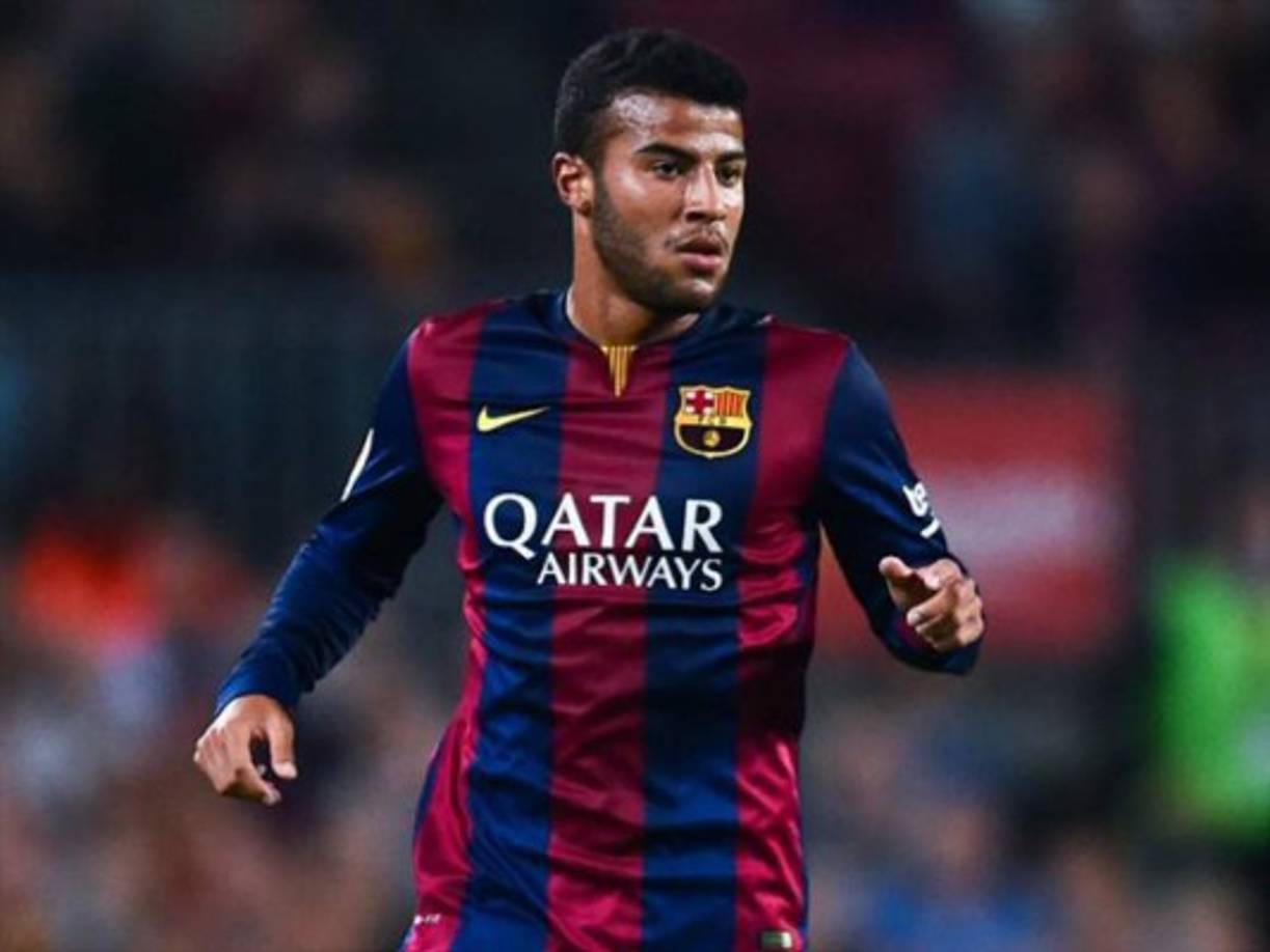 El centrocampista brasileño Rafinha escribió un mensaje en chino en el que escribía: 'soltero'.