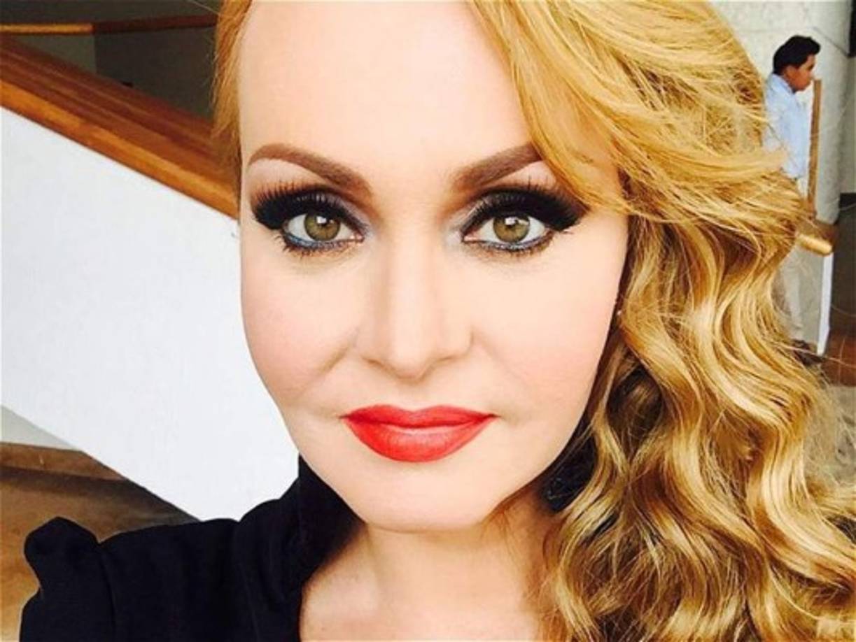 La sensual foto tomó por sorpresa a los seguidores de la actriz de 'La Usurpadora'.