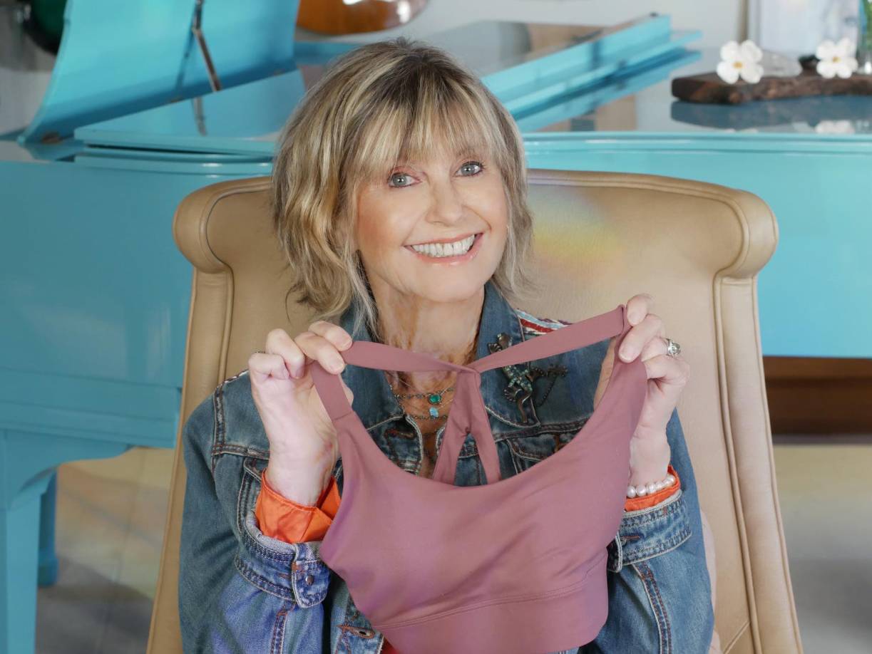 Olivia padeció de cáncer de mama y había logrado recuperarse, no obstante, en mayo de 2017, anunció que había recaído en la enfermedad y, en 2018 reveló que fue diagnosticada con un cáncer por tercera vez, un tumor en la base de la columna vertebral.