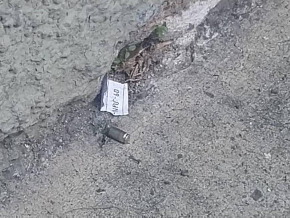 El sospechoso de haber disparado al joven fue trasladado a la Unidad Metropolitana de Prevención (UMEP) número 2, ubicada en el barrio Belén, Comayagüela. La zona quedó consternada por la falta de tolerancia que desencadenó este fatal desenlace.