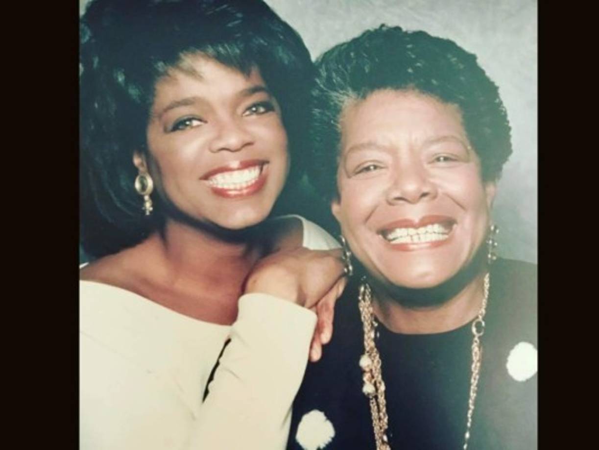 Oprah confesó que su familia era tan pobre, que cuando estaba pequeña su abuela le confeccionaba los vestidos con sacos.