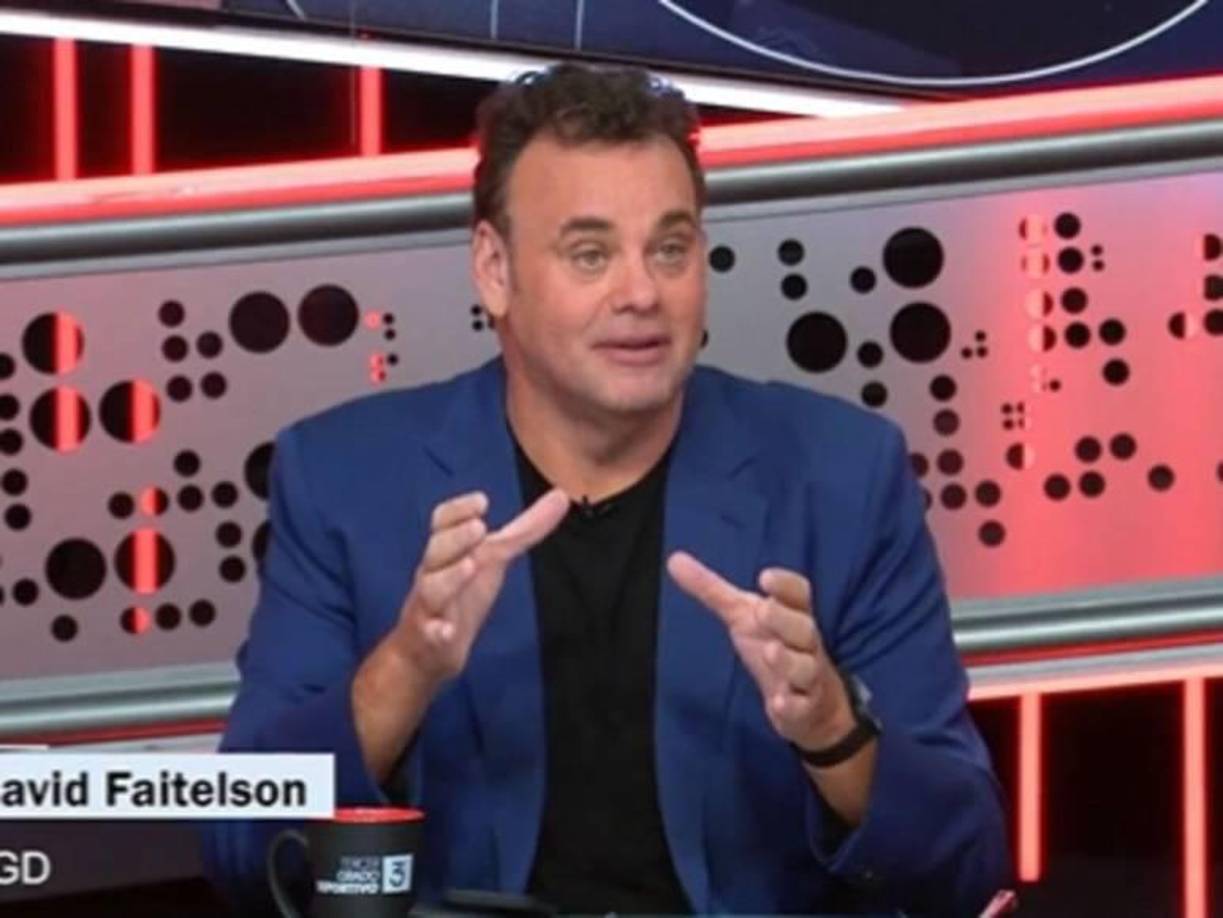 ”Si yo afirmará que Honduras es un don nadie del fútbol ¿estoy cometiendo un error?, le consultó Faitelson a Salvador y él respondió: “No ha habido renovación ni trabajo como lo hace México. En este momento no diría que un don nadie, pero sí somos menos futbolísticamente y ustedes son favoritos a pasar la llave”, le respondió Nasralla. 