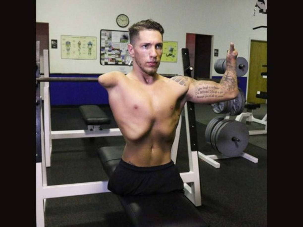 En una entrevista, Nick contó que se dio cuenta de la popularidad de sus videos y por eso los ha compartido con sus seguidores, para que se inspiren y no se rindan nunca.