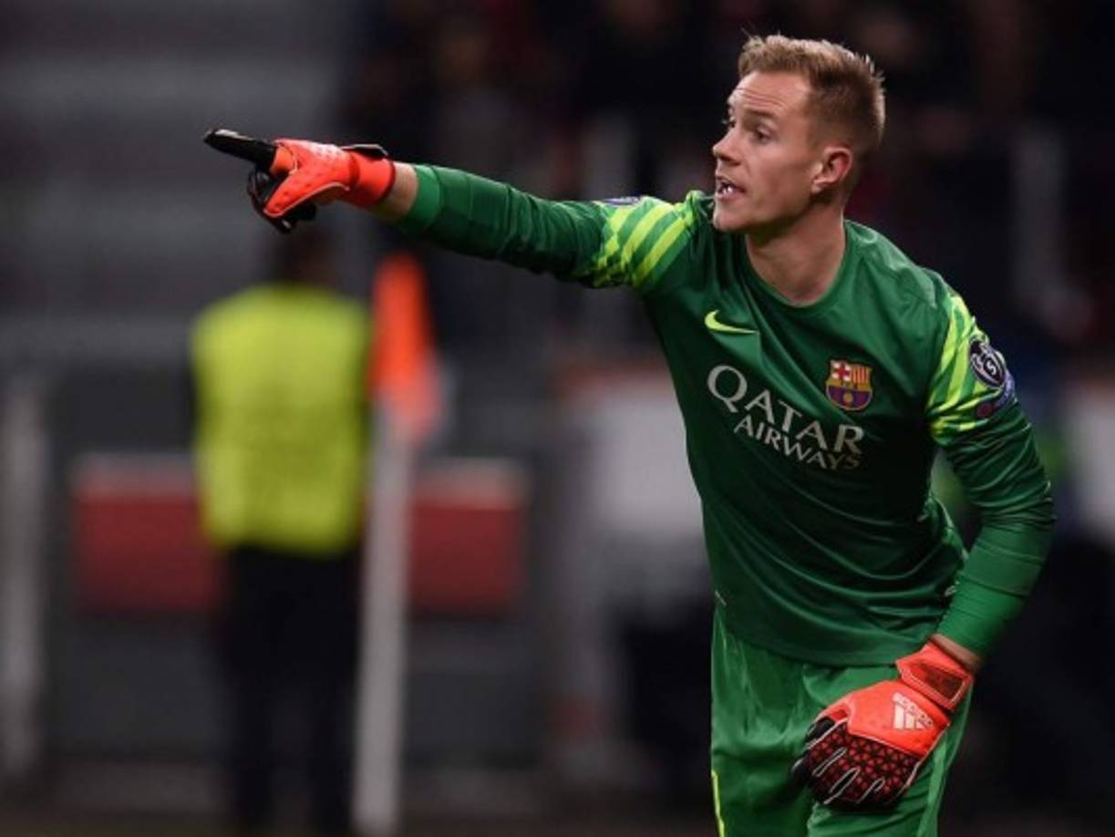 Ter Stegen: Bombazo en Europa. El guardameta alemán del Barcelona interesa al Manchester City que, después de haber contratado a Claudio Bravo el pasado verano, quiere volver a cambiar de portero este verano. Aseguran que los ingleses tendrían pensado ofertar 34,5 millones de euros para hacerse con el fichaje del guardameta.