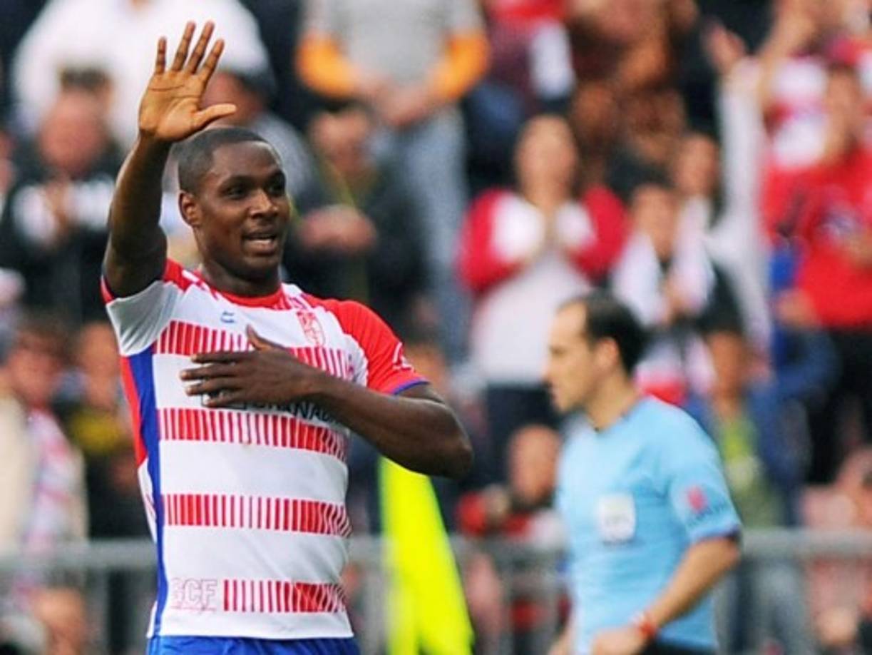 Odion Ighalo. El atacante nigeriano viene de ser uno de los goleadores de la liga china y, actualmente, su pase pertenece al Changchun Yatai. Según Sport, el Barcelona lo mira de reojo.