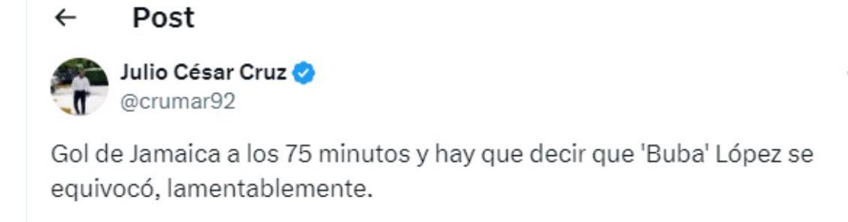 Buba López es señalado por su error a la hora de cometer un claro penal que provocó la derrota de Honduras. 