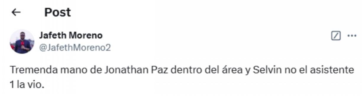 ”Tremenda mano de Jonathan Paz dentro del área”, dijo Jafeth Moreno. 