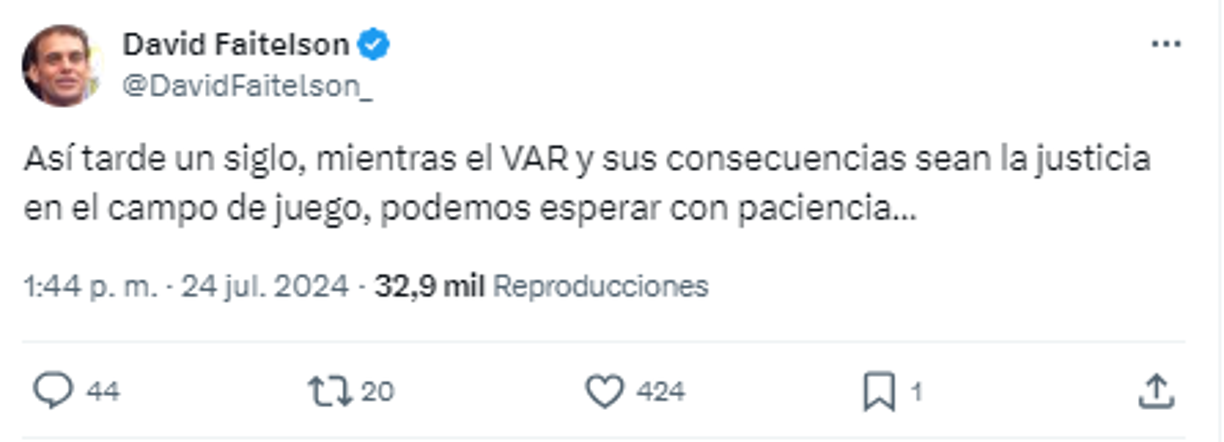 David Faitelson se pronunció: “Así tarde un siglo, mientras el VAR y sus consecuencias sean la justicia en el campo de juego, podemos esperar con paciencia...”