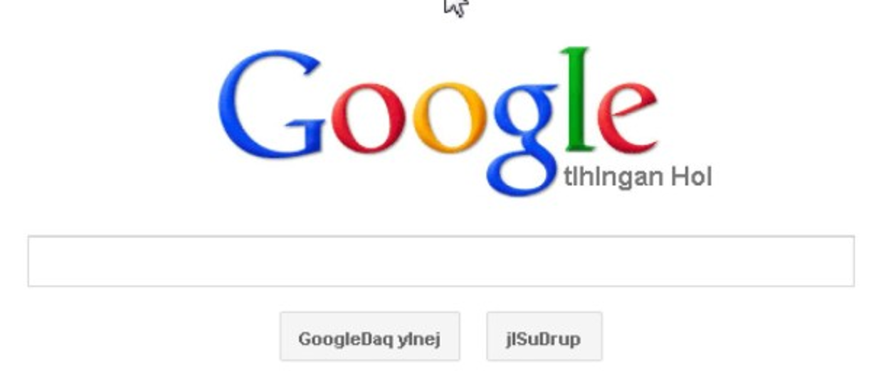 Google permite hacer búsquedas en otros idiomas, hasta en los inventados. Entre los ejemplos de estos últimos figuran el de los hackers, los piratas y hasta el klingonio de la serie Star Trek (Viaje a las Estrellas).