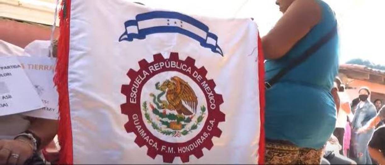 El menor fue ultimado a machetazos a eso de las 12:15 del mediodía del lunes en el barrio El Ocote, por negarse a darle un jugo a su agresor.