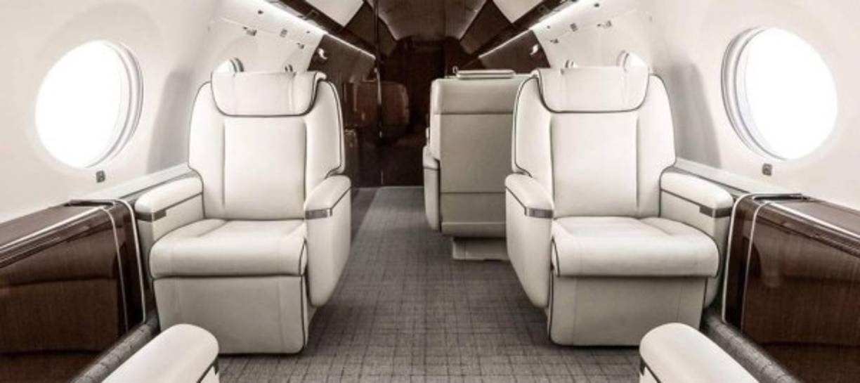 Así de lujoso es el avión privado de Cristiano Ronaldo, un Gulfstream G650 valorado en 31,7 millones de euros.