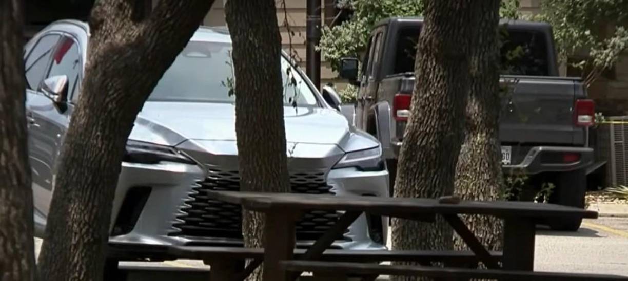 Byrne hizo lo propio durante el interrogatorio a principios de este año, a pesar de que previamente también había negado el vínculo.