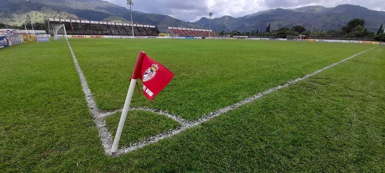 La cita fue en el estadio Roberto Martínez Durón de Tocoa y ambos equipos iban en la búsqueda de tres puntos importantes para salir de la zona de descenso.